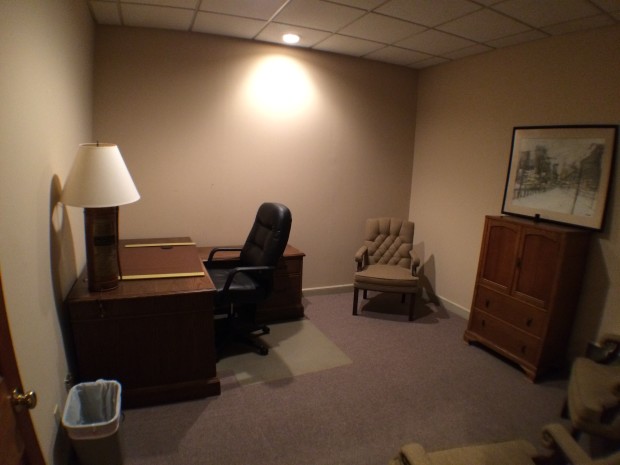 1776 Briarcliff_private office3